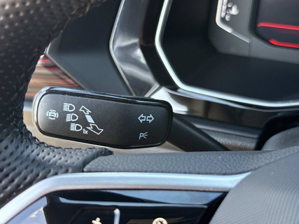 Used 2024 Volkswagen Jetta GLI Autobahn FWD image 40