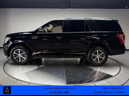 Used 2019 Ford Expedition XLT w/ Equipment Group 201A AWD/4WD image 4