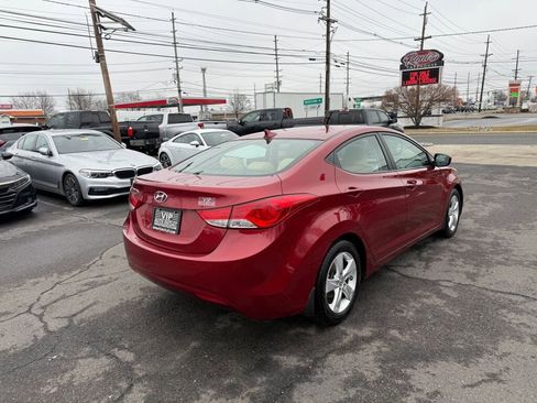 Used 2013 Hyundai Elantra GLS w/ Preferred Pkg image 7