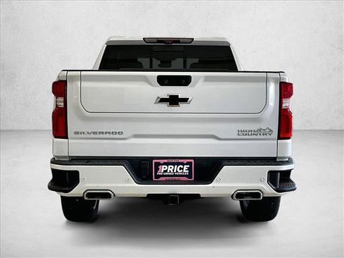 Used 2023 Chevrolet Silverado 1500 High Country w/ High Country Premium Package AWD/4WD image 4