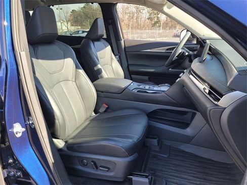 Used 2025 INFINITI QX60 Luxe image 14