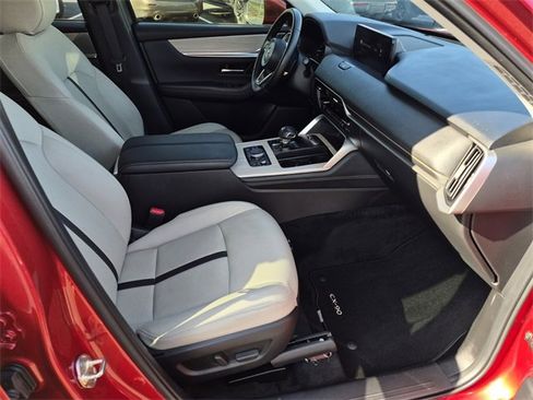 Used 2024 MAZDA CX-90 3.3 Turbo w/ Preferred Package image 12
