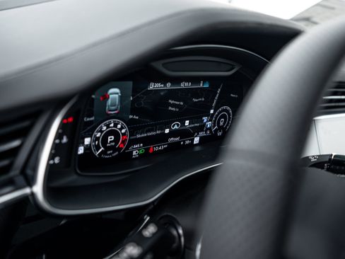 New 2026 Audi RS Q8 performance image 12