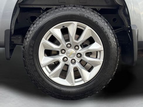 Used 2021 Chevrolet Silverado 1500 Custom AWD/4WD image 11
