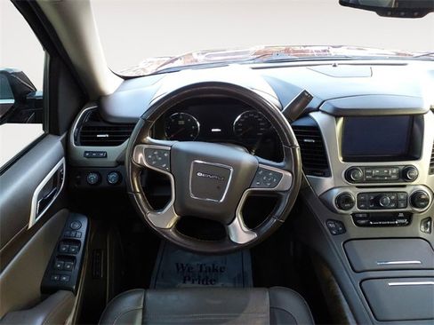Used 2019 GMC Yukon Denali image 12