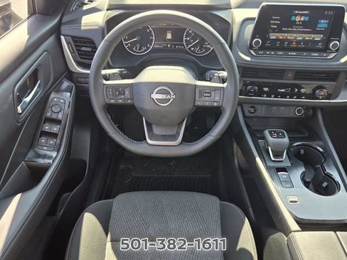 Certified 2026 Nissan Rogue SV FWD image 12
