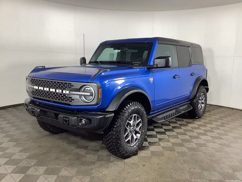 New 2025 Ford Bronco Badlands image 5