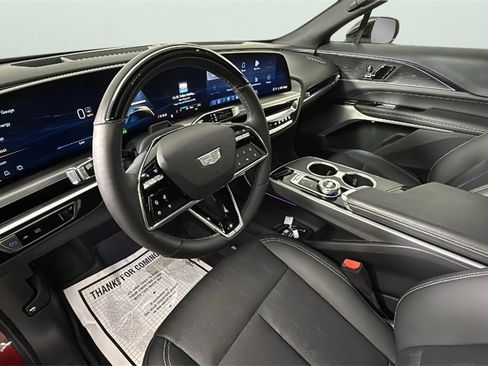 Used 2024 Cadillac Lyriq Luxury w/ LPO, Floor Liner Package image 18