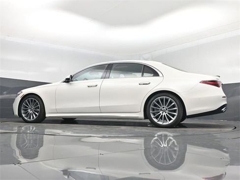 Used 2022 Mercedes-Benz S 500 4MATIC image 55