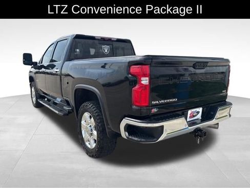 Used 2022 Chevrolet Silverado 2500 LTZ AWD/4WD image 6