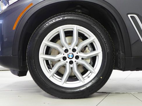 Used 2023 BMW X5 xDrive40i w/ Parking Assistance Package image 5
