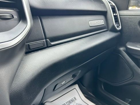 Used 2022 RAM 1500 Big Horn AWD/4WD image 31