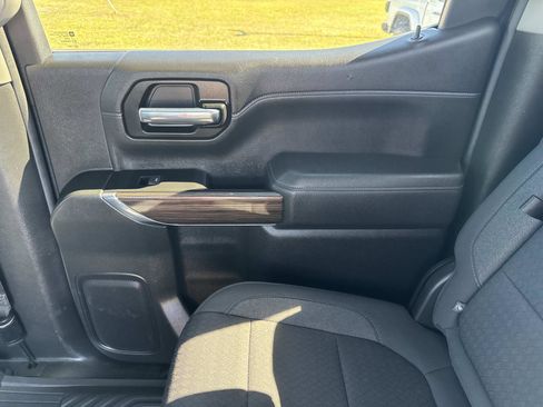 Used 2020 Chevrolet Silverado 1500 LT Trail Boss w/ Convenience Package image 19