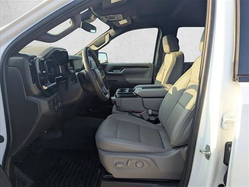 Used 2025 Chevrolet Silverado 1500 LT w/ Texas Edition Plus image 10