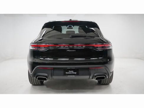 New 2026 Porsche Macan image 11