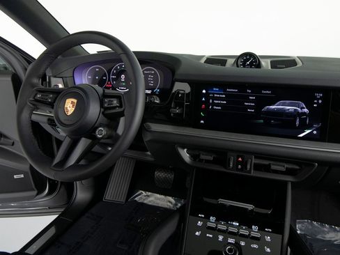 New 2026 Porsche Cayenne E-Hybrid image 31