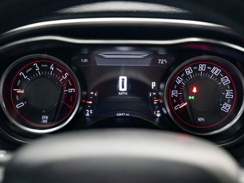 Used 2018 Dodge Challenger SXT RWD image 17