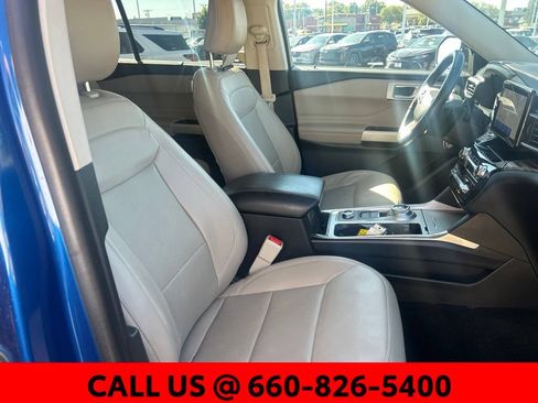 Used 2021 Ford Explorer Limited w/ Hybrid Equipment Group 310A AWD/4WD image 5