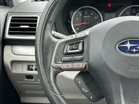 Used 2016 Subaru Forester 2.5i Premium w/ All-Weather Package AWD/4WD image 9