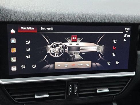 Used 2022 Porsche Cayenne image 31