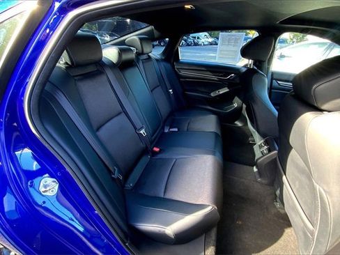 Used 2018 Honda Accord Sport image 16
