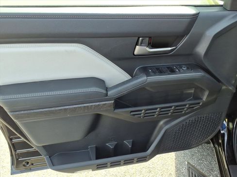 New 2026 Toyota Tacoma Limited AWD/4WD image 9