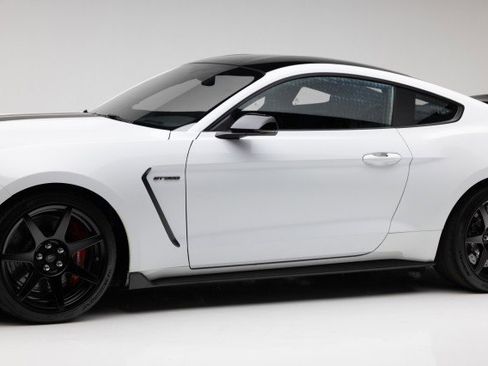 Used 2017 Ford Mustang Shelby GT350R w/ GT350R Equipment Group 920A image 33