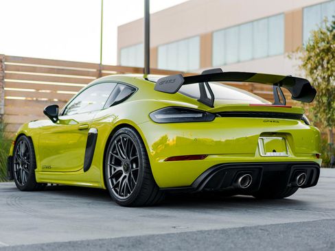 Used 2023 Porsche 718 Cayman GT4 RS image 9