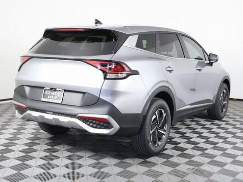 New 2025 Kia Sportage LX AWD/4WD image 4
