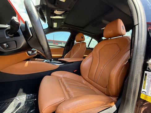 Used 2023 BMW 540i w/ M Sport Package RWD image 19