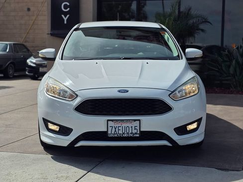 Used 2016 Ford Focus SE w/ SE Sport Package image 6