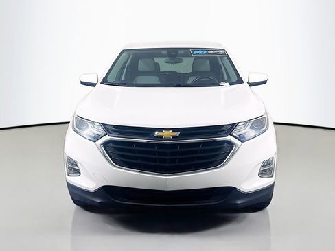 Used 2020 Chevrolet Equinox LT FWD image 2