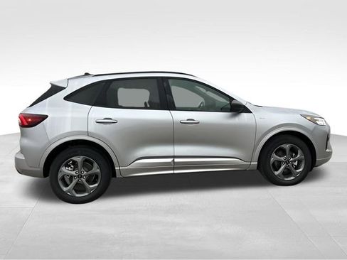 Used 2024 Ford Escape ST-Line w/ Equipment Group 301A FWD image 7