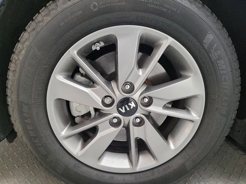 Used 2018 Kia Optima LX image 31