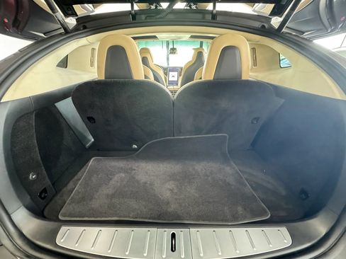 Used 2017 Tesla Model X 90D AWD/4WD image 42