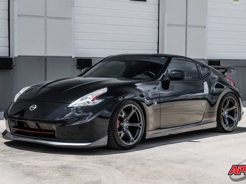 Used 2014 Nissan 370Z NISMO w/ Bose Package RWD image 7