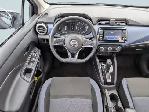 Used 2025 Nissan Versa SV FWD image 14