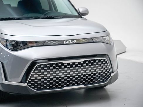Used 2024 Kia Soul EX FWD image 17