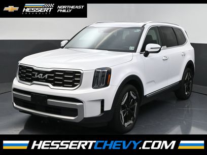Used 2024 Kia Telluride S w/ S Sunroof Package