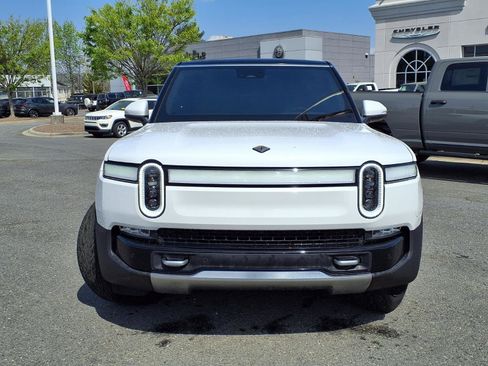 Used 2024 Rivian R1S Adventure AWD/4WD image 8
