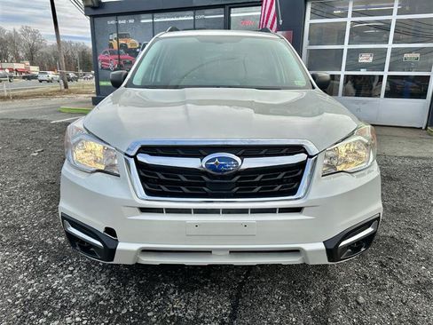 Used 2015 Subaru Forester 2.5i w/ Alloy Wheel Package AWD/4WD image 2