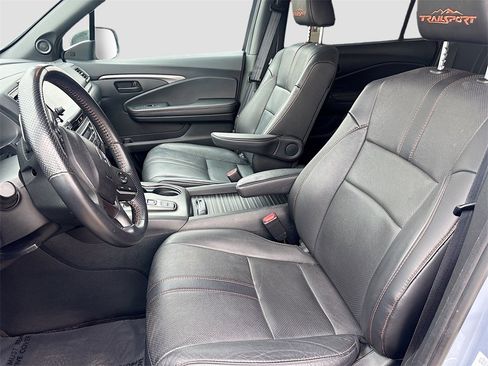 Used 2023 Honda Passport TrailSport image 21