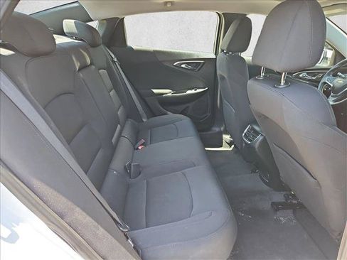 Used 2022 Chevrolet Malibu LT FWD image 27
