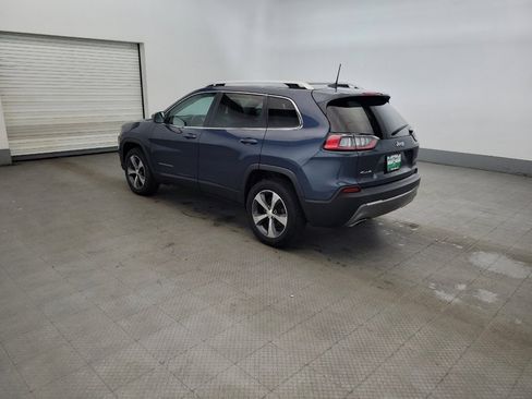 Used 2019 Jeep Cherokee Limited AWD/4WD image 3