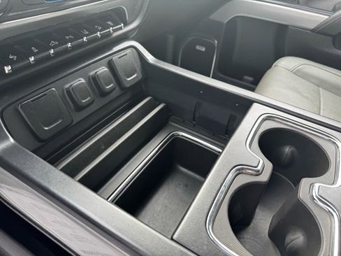 Used 2015 Chevrolet Silverado 3500 LTZ w/ LTZ Plus Package image 25