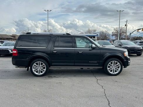 Used 2017 Ford Expedition EL Platinum image 5