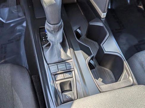 Used 2025 Toyota Camry LE image 12