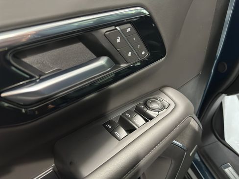 New 2026 Chevrolet Suburban LT w/ Comfort Package image 28