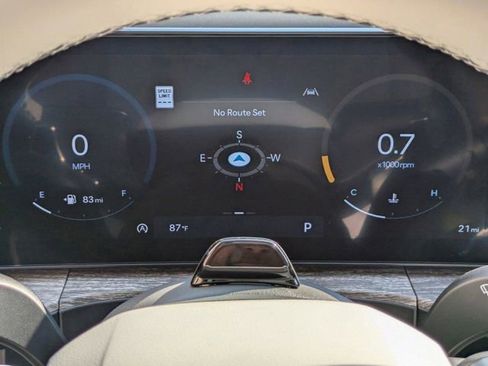 Used 2025 Hyundai Santa Fe Calligraphy image 30