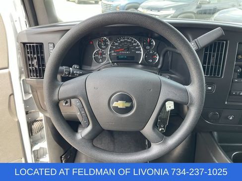 Used 2025 Chevrolet Express 3500 LT w/ LT Preferred Equipment Group RWD image 11
